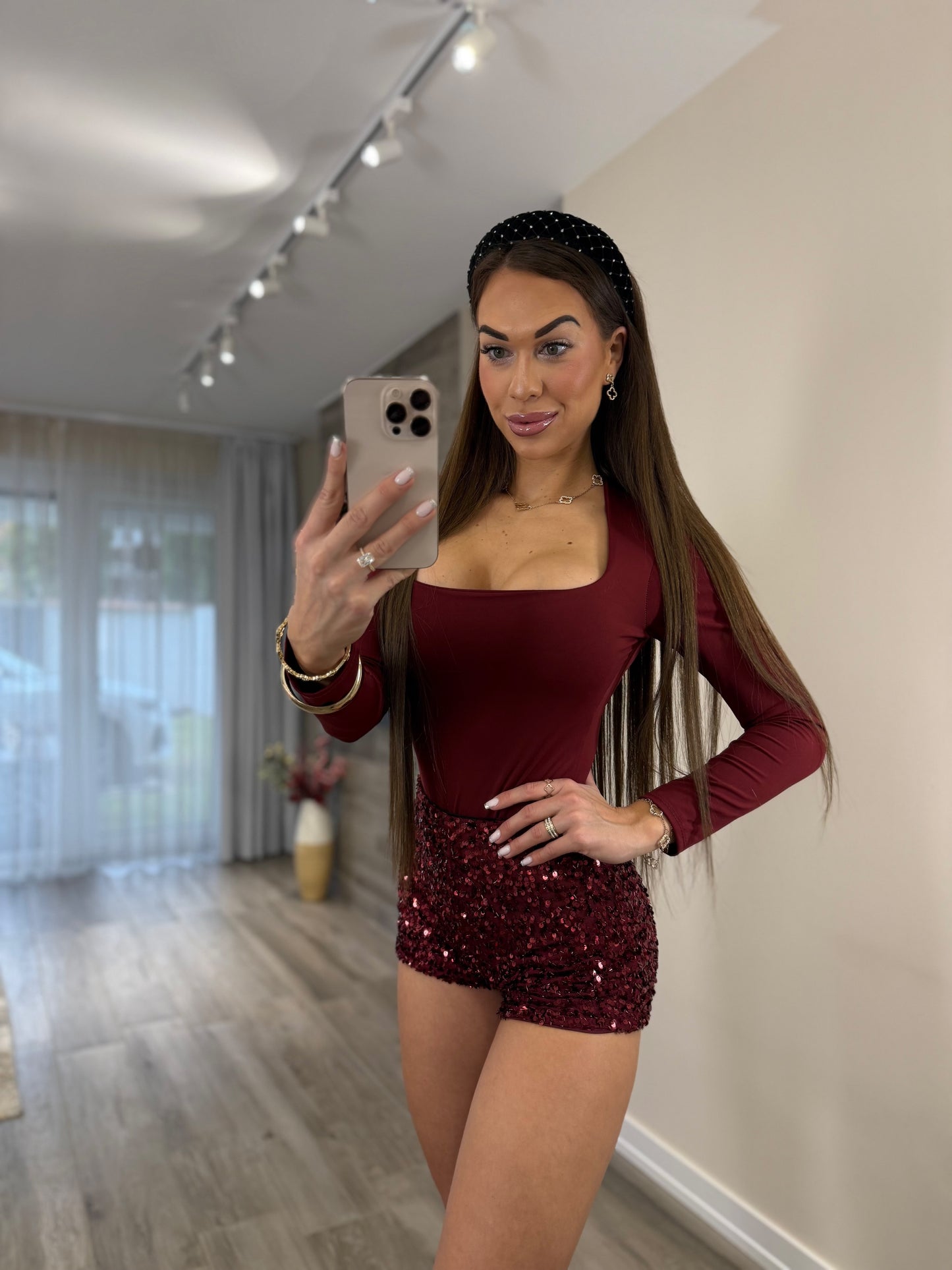 'Santa Babe' glittery burgundy shorts