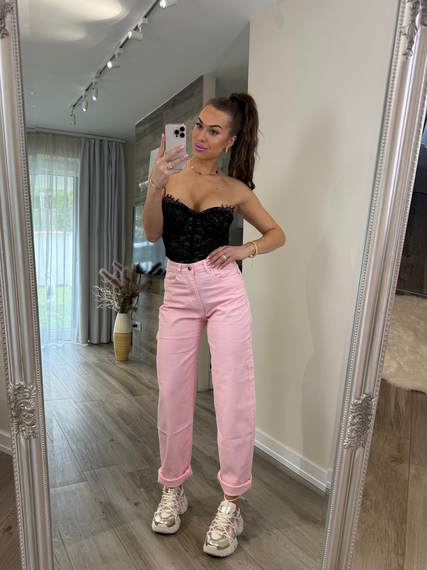 'Balloon Lover' pink denim jeans (Balloon/Barrel jeans)