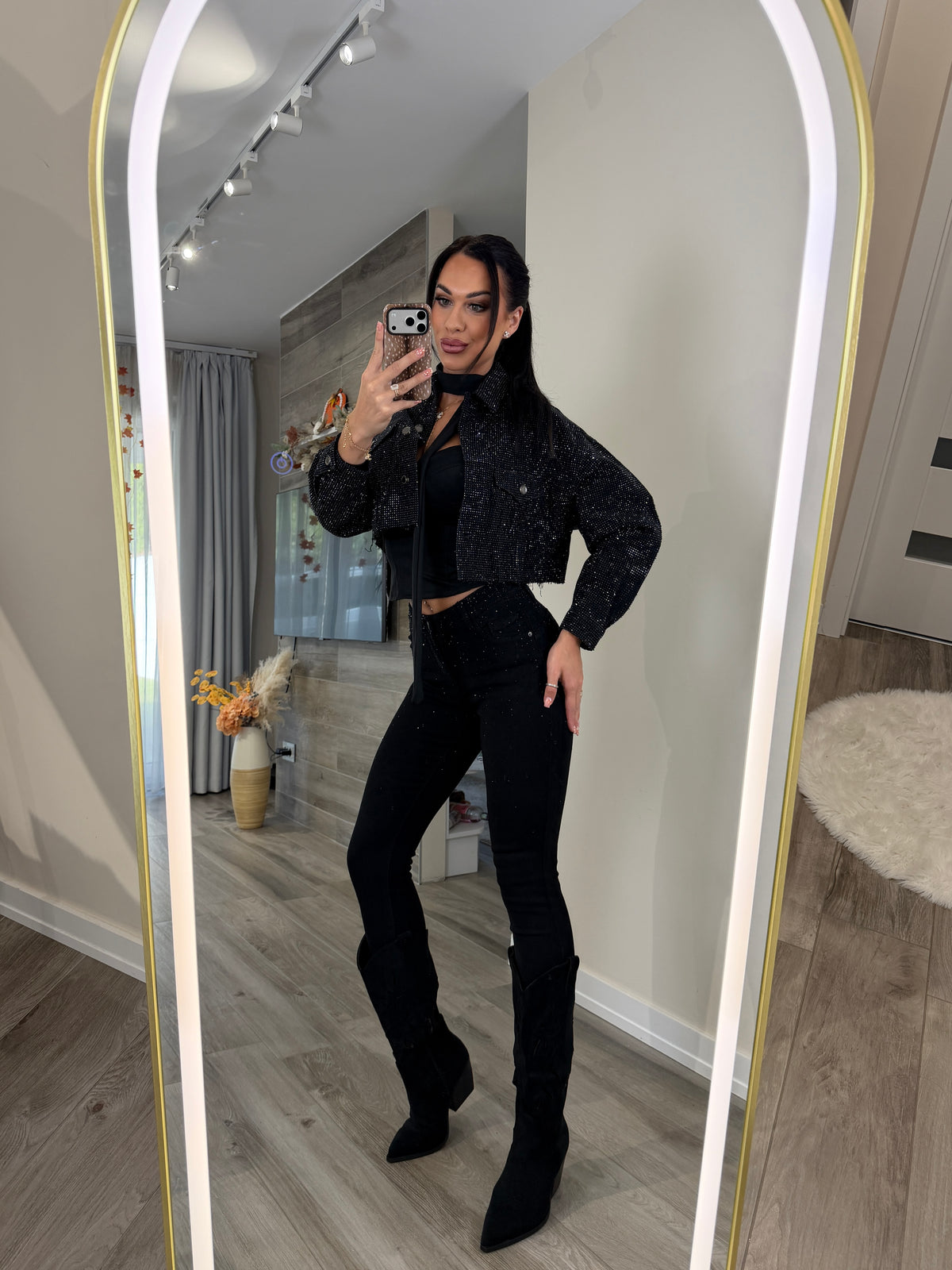 ‘Seraphina' black strasszkövekkel díszített farmernadrág (Slim fit - push up) ELŐRENDELÉS ELÉRHETŐ