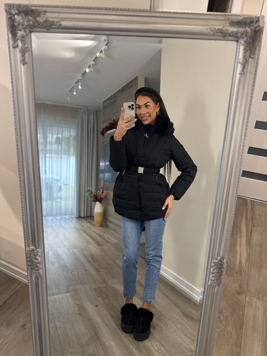 ‘Winter Goddess’ bundás kabát övvel LIMITED