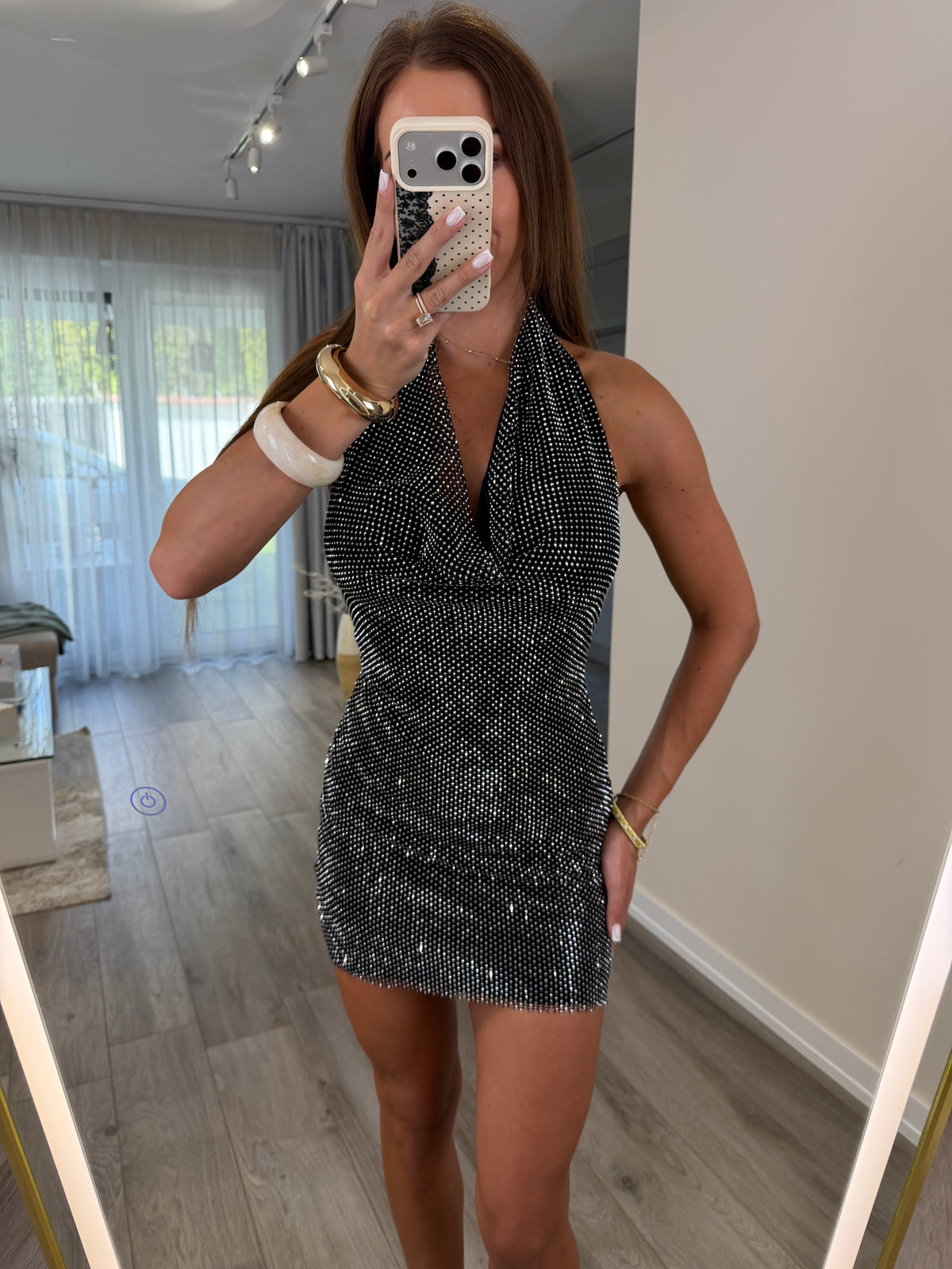 ‘All eyes on me!' köves halter ruha