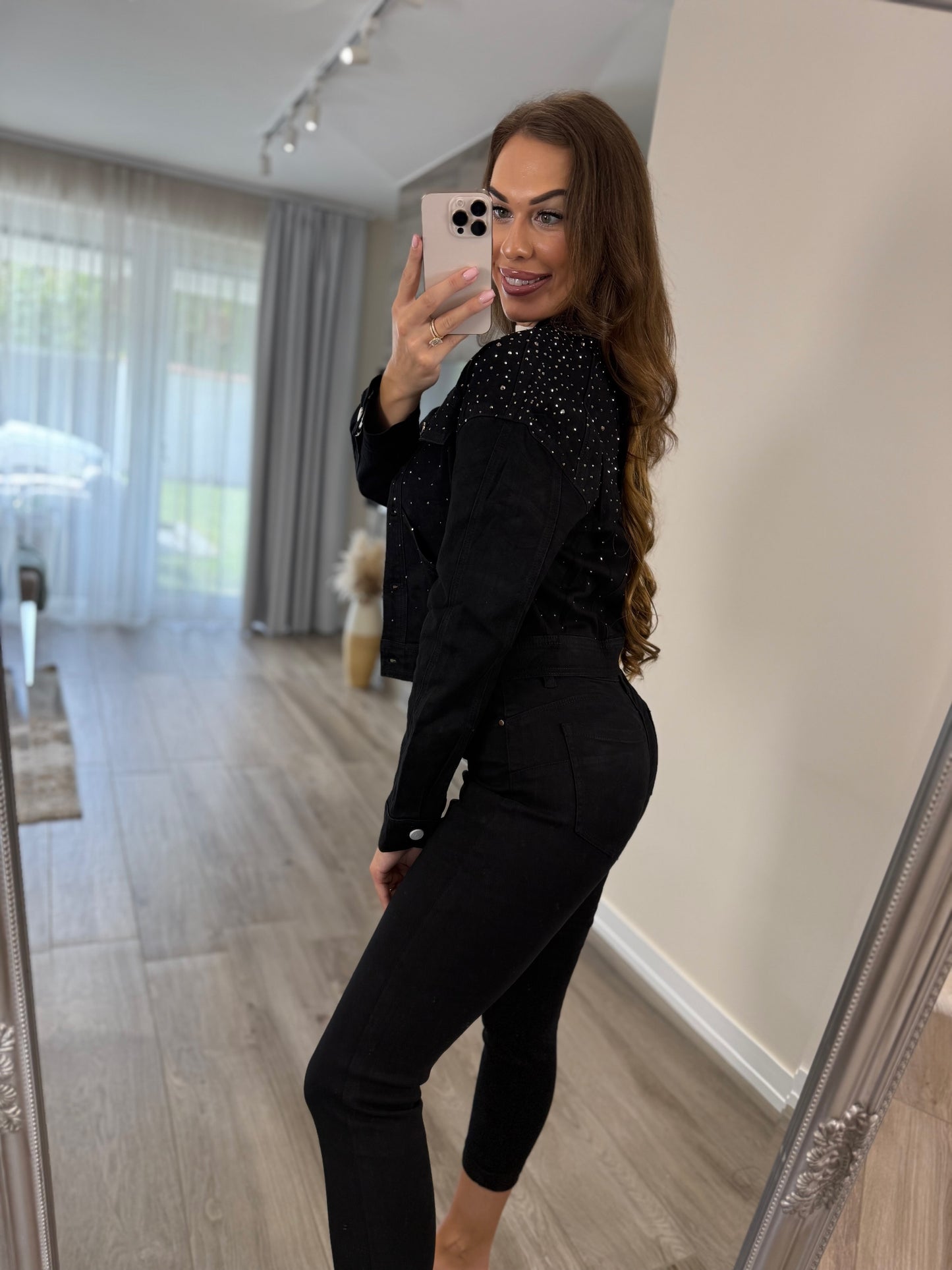 ‘Black Magic' farmernadrág (Mom fit)