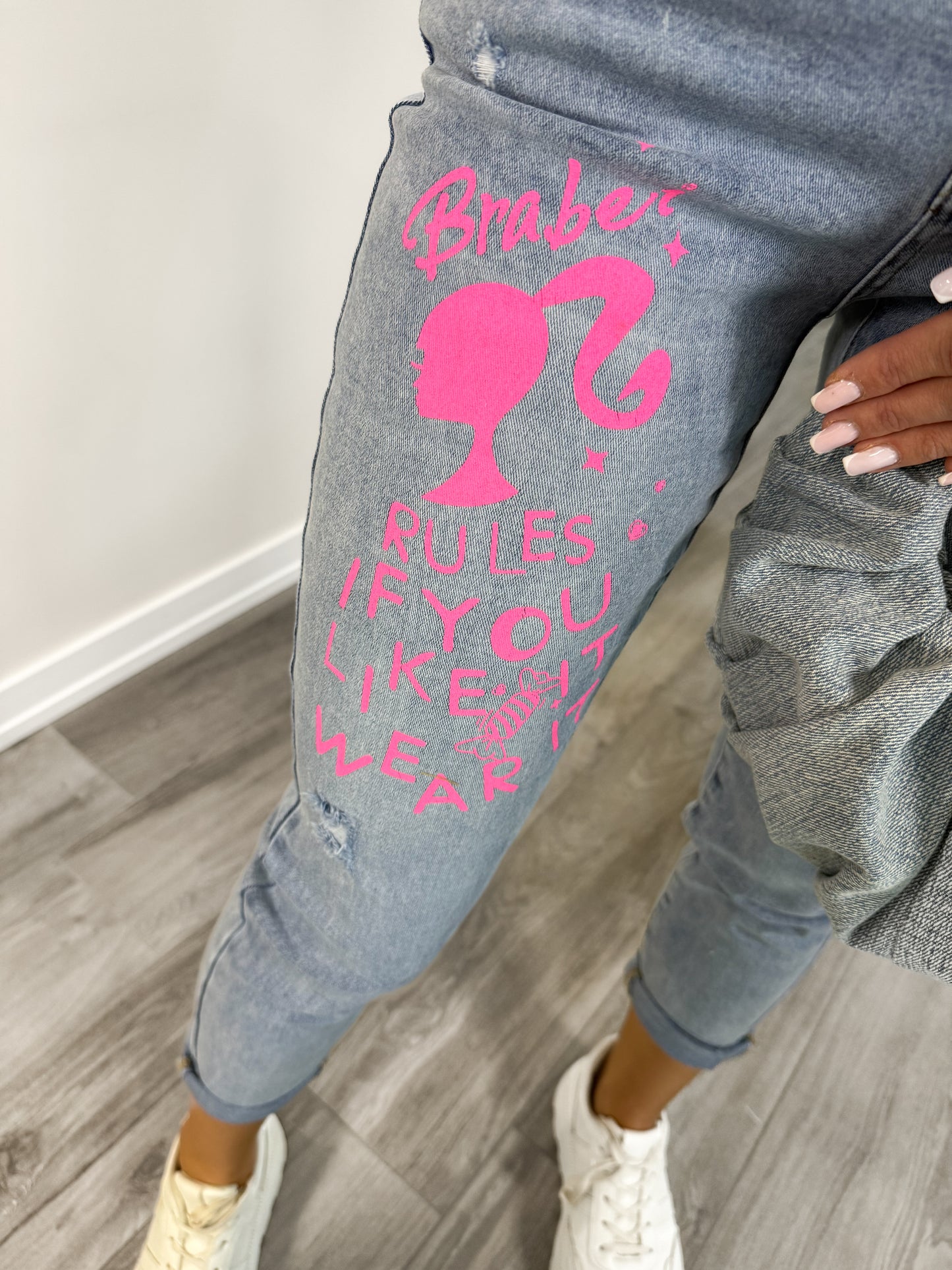 'Barbie Rules' jeans (Mom fit)