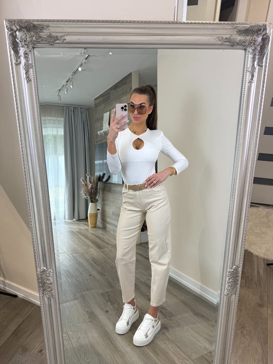 'Balloon Lover' beige denim jeans with a belt (Balloon/Barrel jeans)