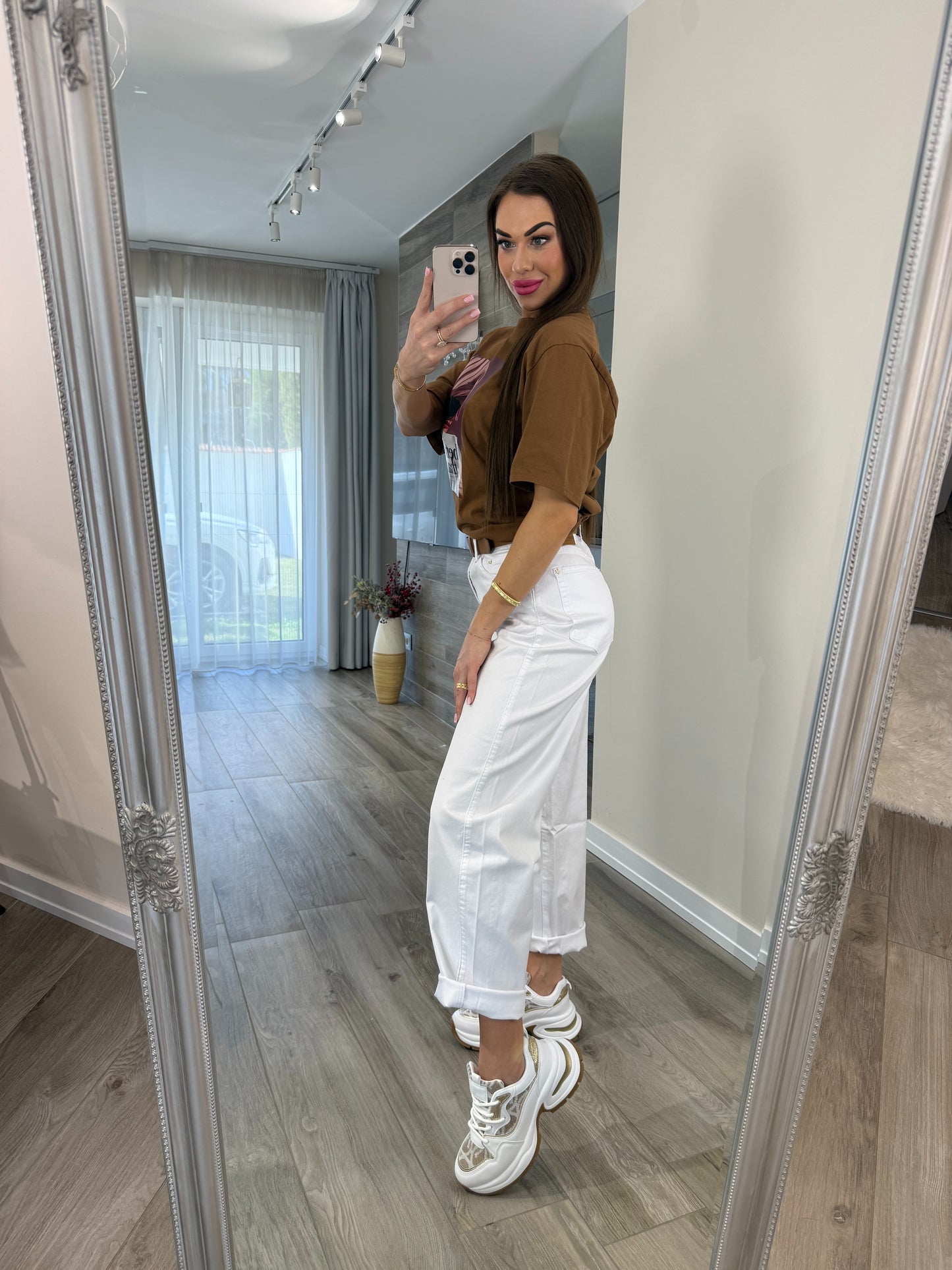 'Ballon Lover' white denim jeans with belt (Balloon/Barrel jeans)