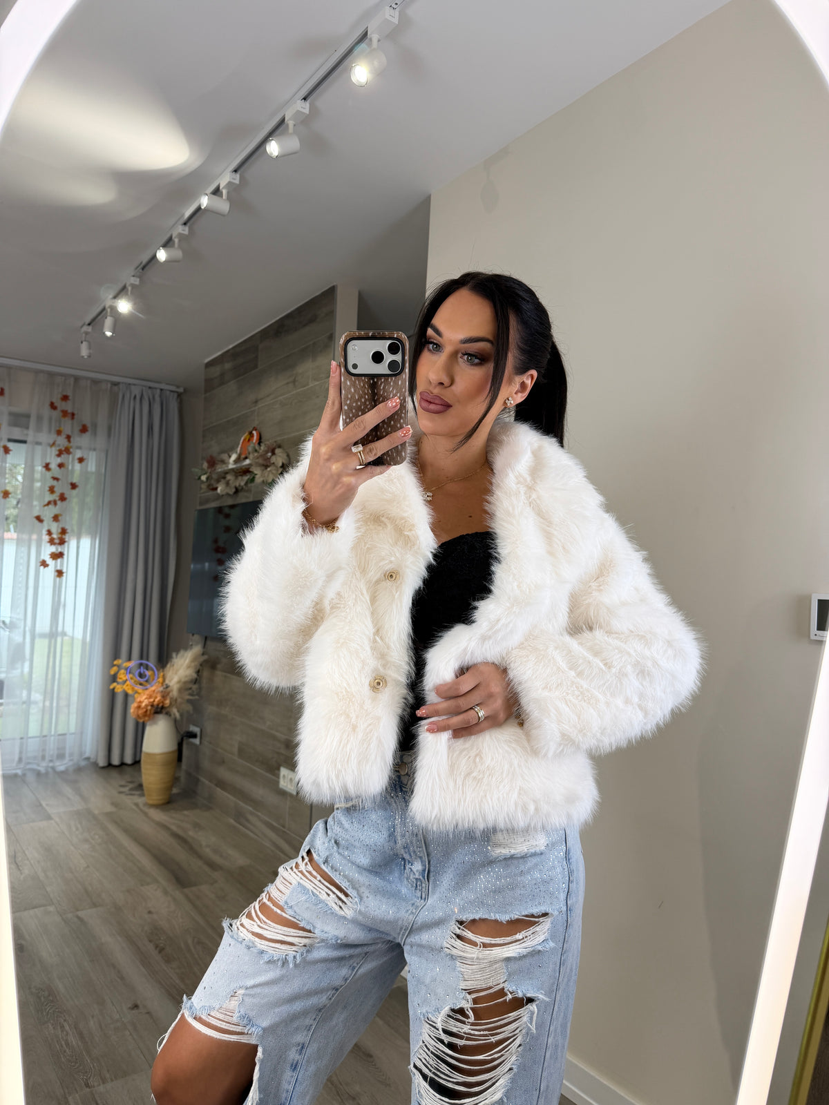 'Fur Ever' fehér műszőrme kabát + öv LIMITED