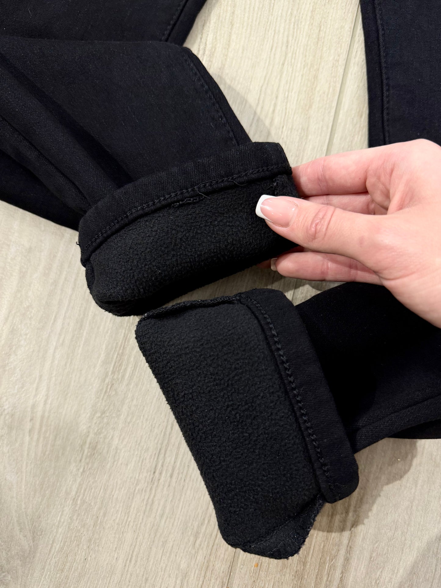 ‘Black Kitty' BÉLELT farmernadrág (SKINNY fit jeans) kis méretezés